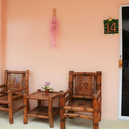 Alona Studios Apartment Hotel Panglao Exterior photo