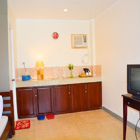 Alona Studios Apartment Hotel Panglao Exterior photo