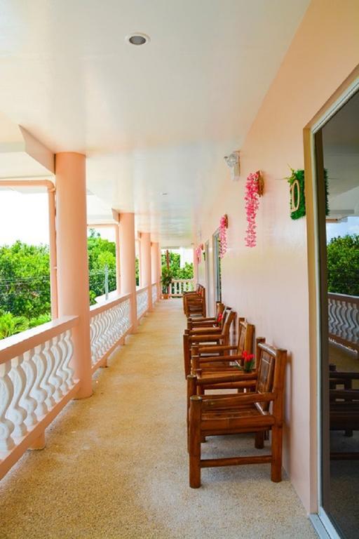 Alona Studios Apartment Hotel Panglao Exterior photo