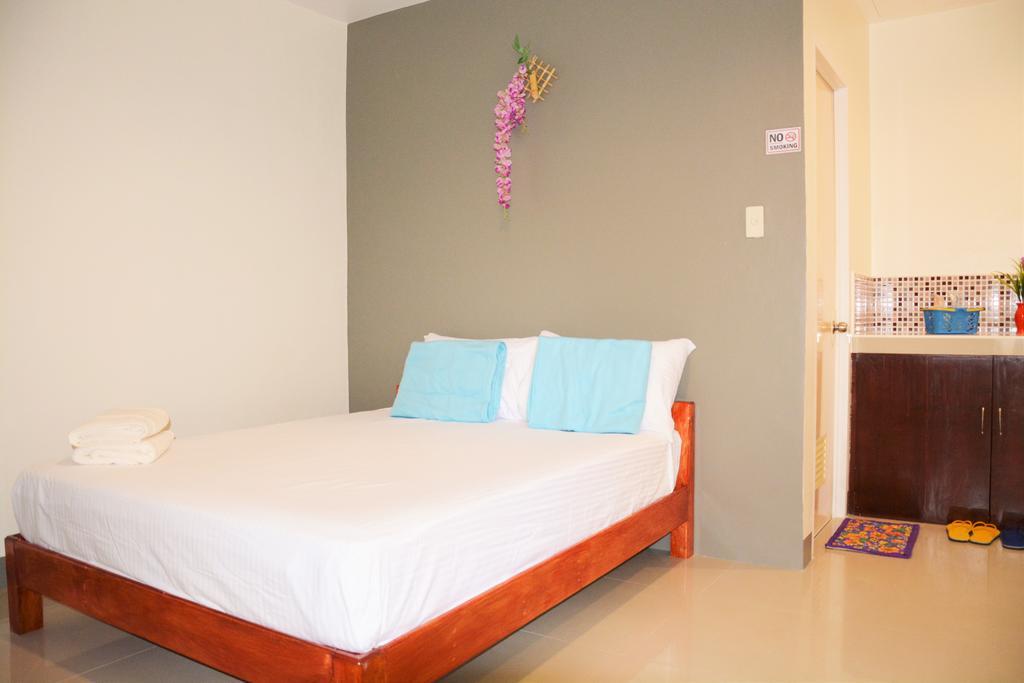 Alona Studios Apartment Hotel Panglao Exterior photo